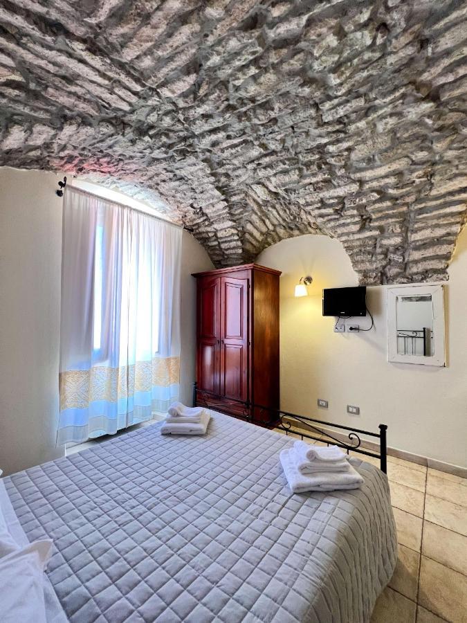 La Vecchia Torre Otel Bosa Dış mekan fotoğraf