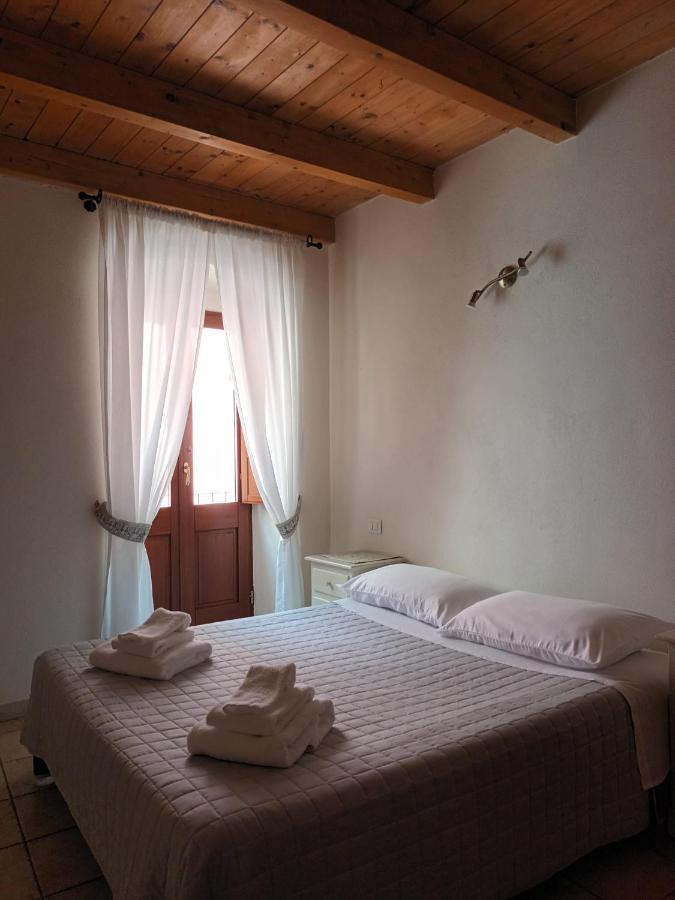 La Vecchia Torre Otel Bosa Dış mekan fotoğraf